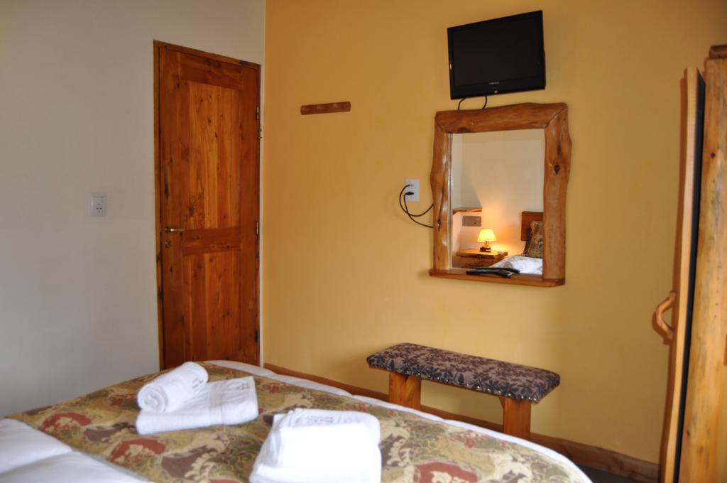 Apart Samay Hue Bungalows Dina Huapi Exterior foto
